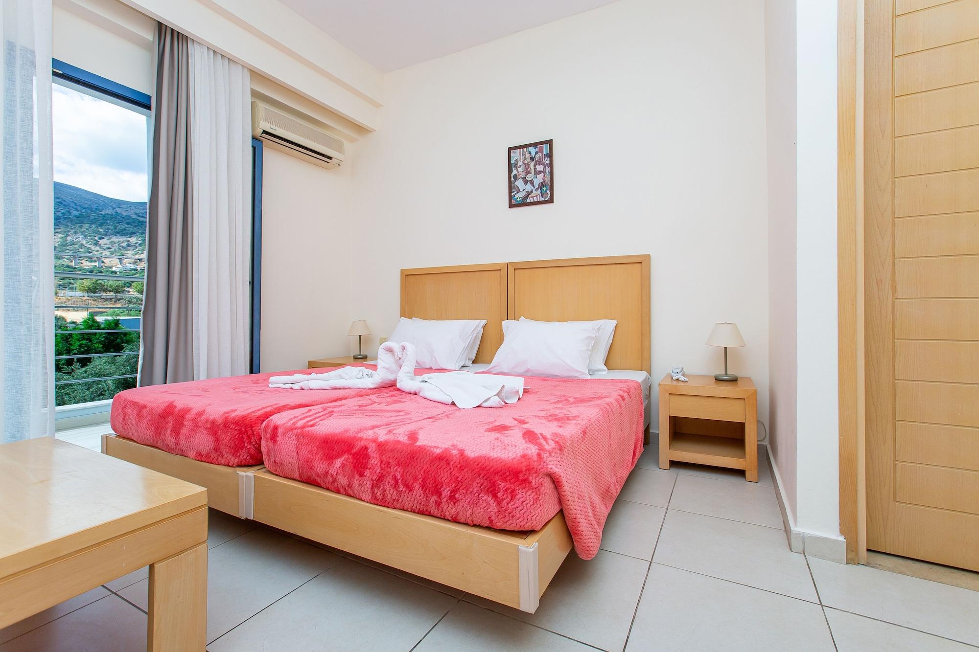Hermes Hotel Malia Bagian luar foto
