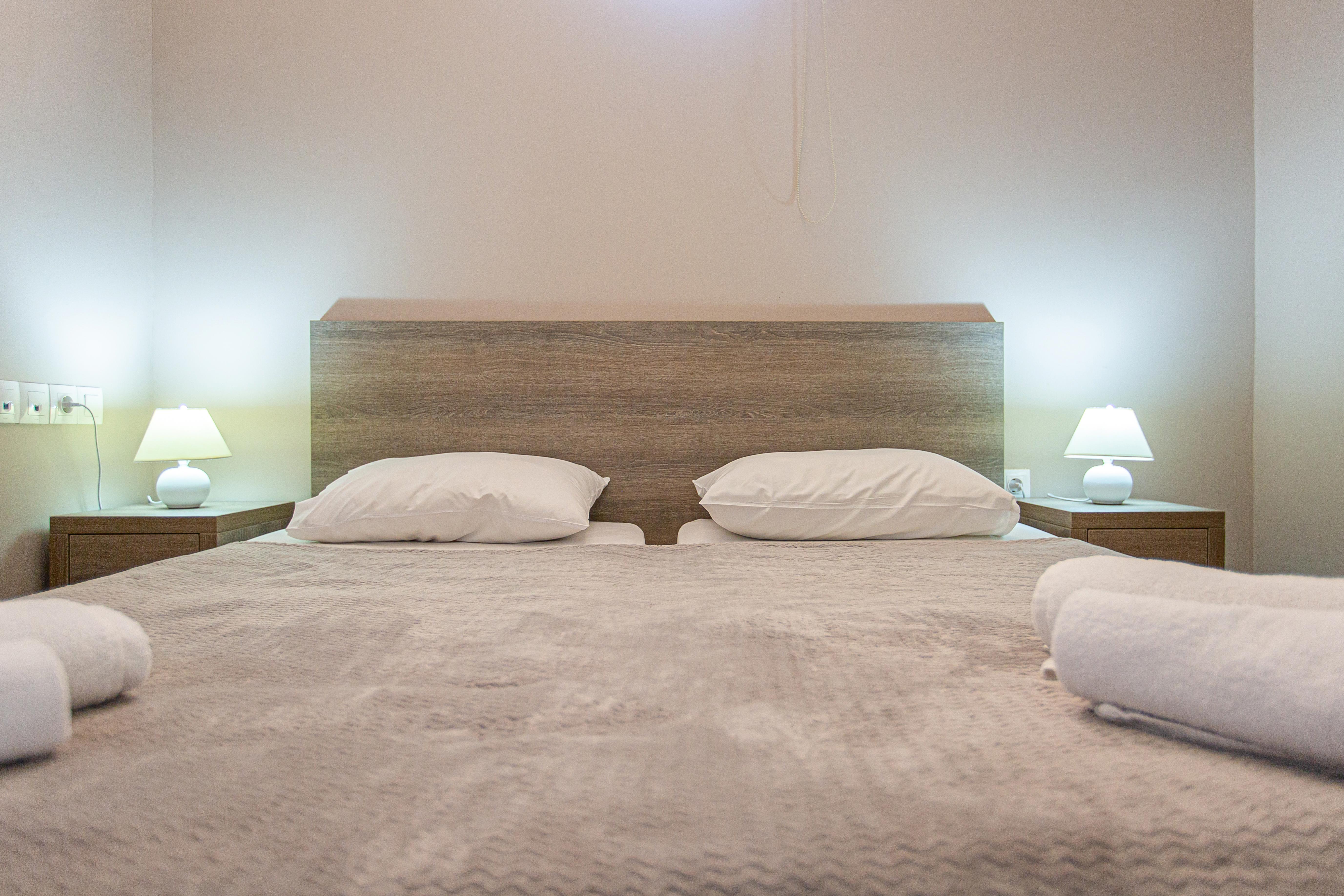 Hermes Hotel Malia Bagian luar foto