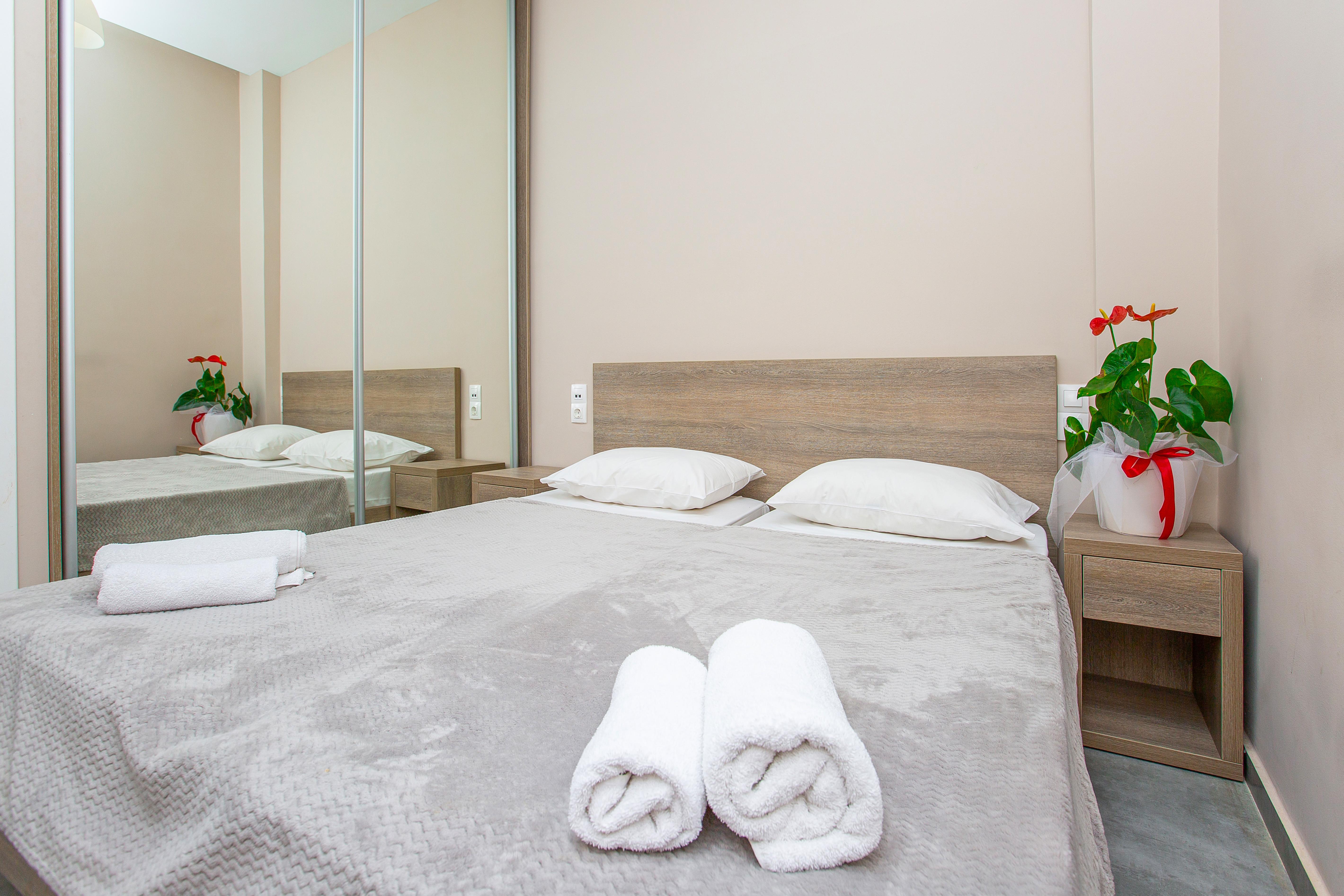 Hermes Hotel Malia Bagian luar foto