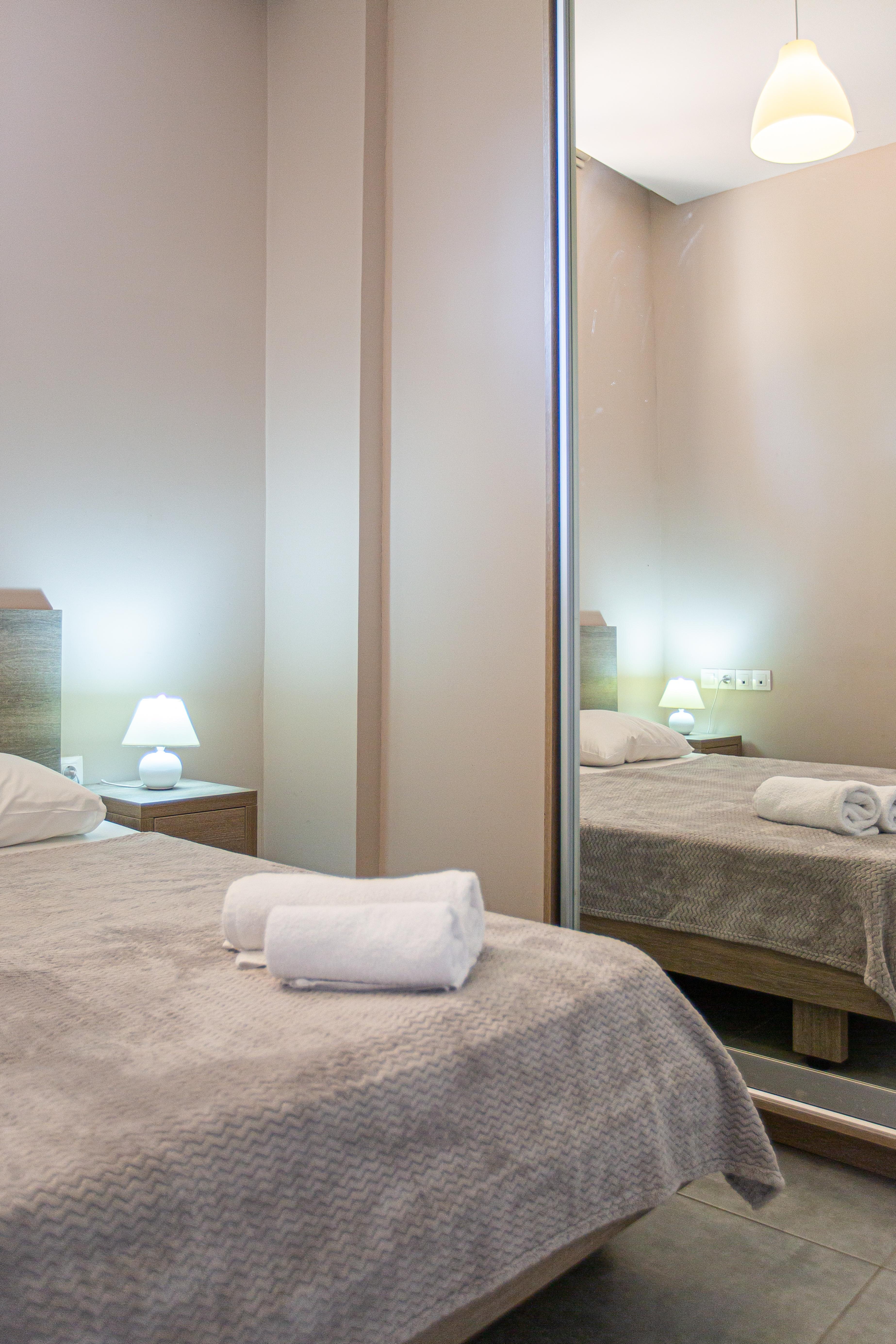 Hermes Hotel Malia Bagian luar foto