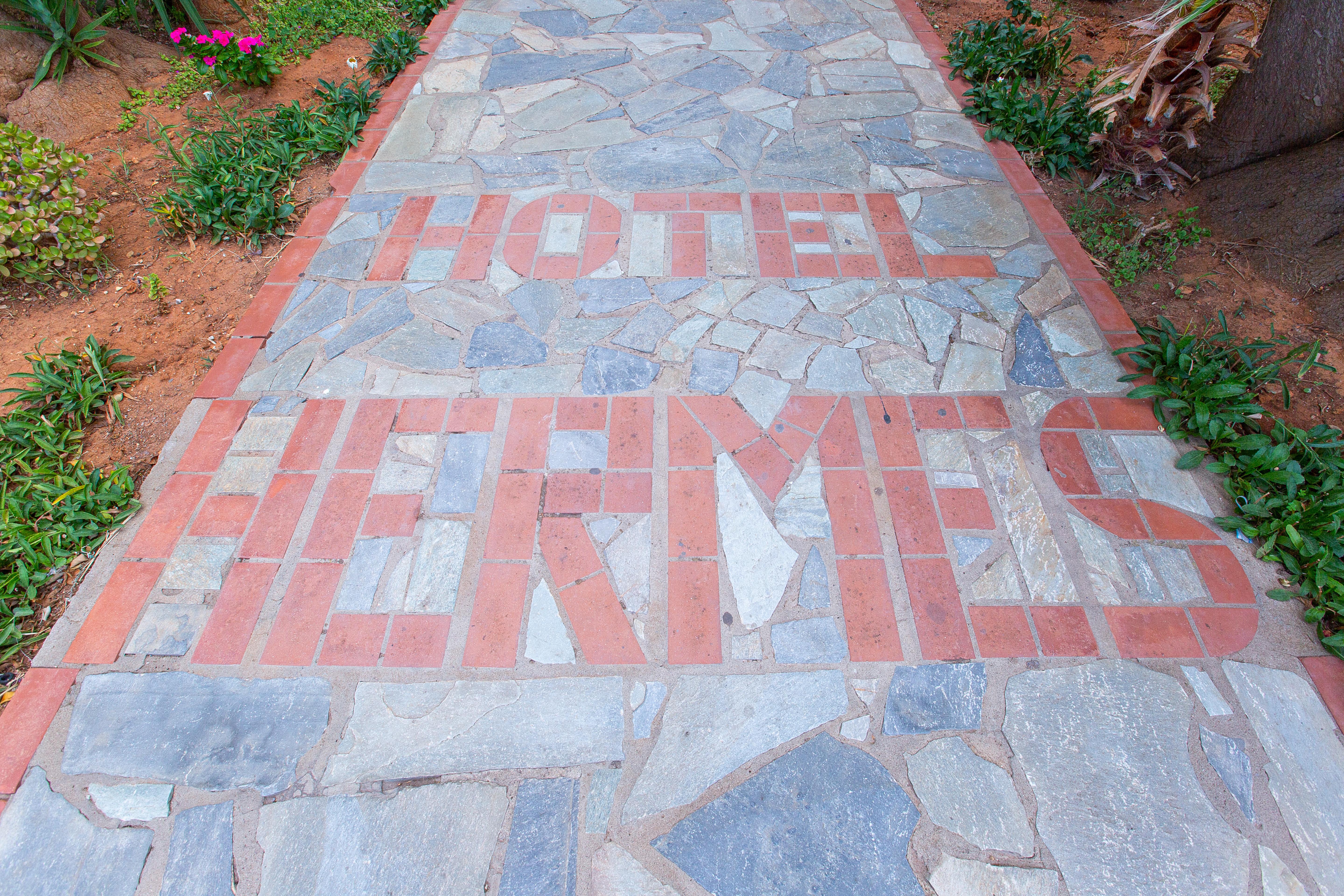 Hermes Hotel Malia Bagian luar foto